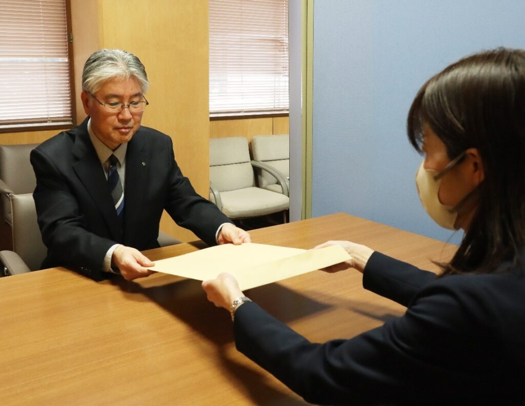 大分県内の県立高で推薦入試の願書受け付け始まる - 大分のニュースなら 大分合同新聞プレミアムオンライン Gate