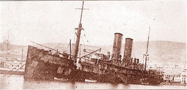 エルムポリス港での「マケドニア」に対する挑発的かつ厚かましい爆撃 | navalhistory.gr