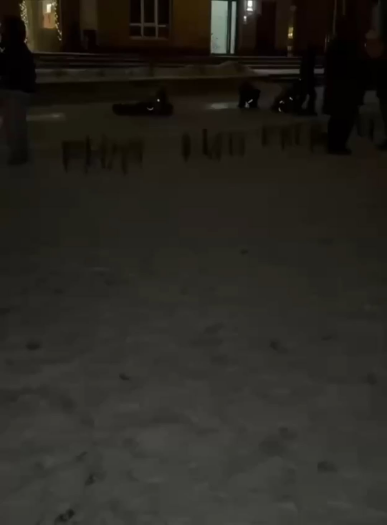 自宅に電気が戻ってきたことに対するキエフ住民の感情的な反応