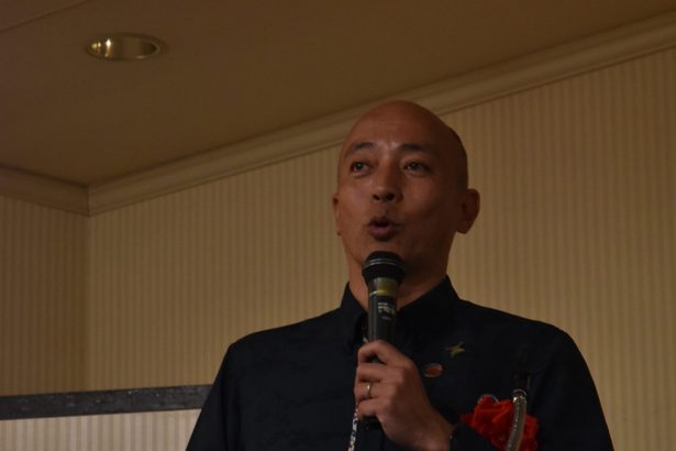 日本の観光課題 「沖縄から解決」 佐藤JE副社長講演