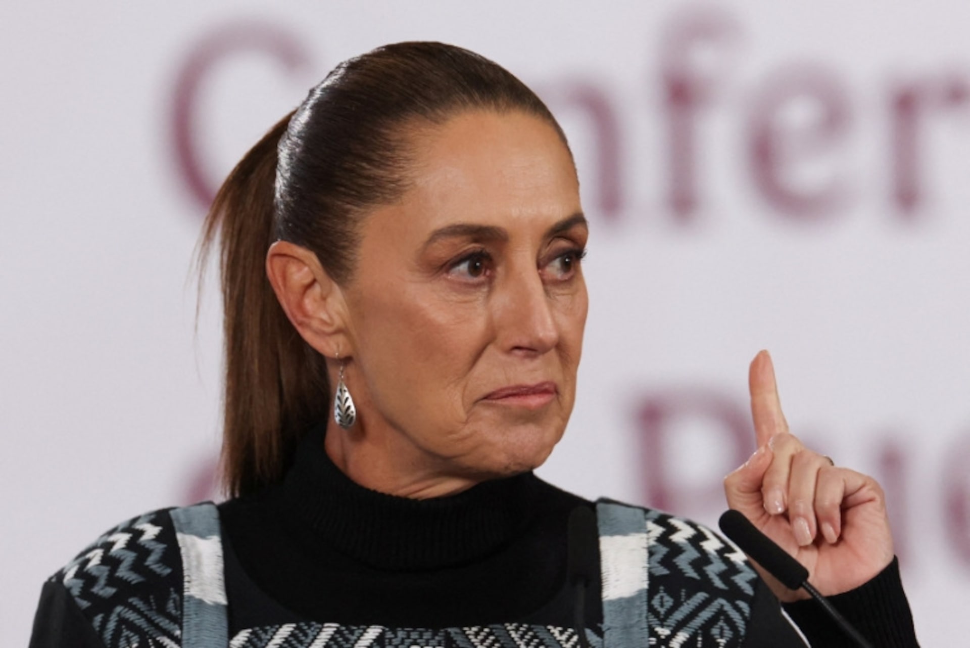 メキシコ大統領、キューバへの石油供給停止を否定せず