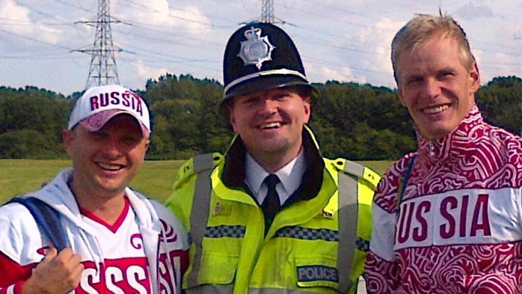英国の元警察官、ロシア移住後「国家安全保障」を理由に市民権を剥奪される