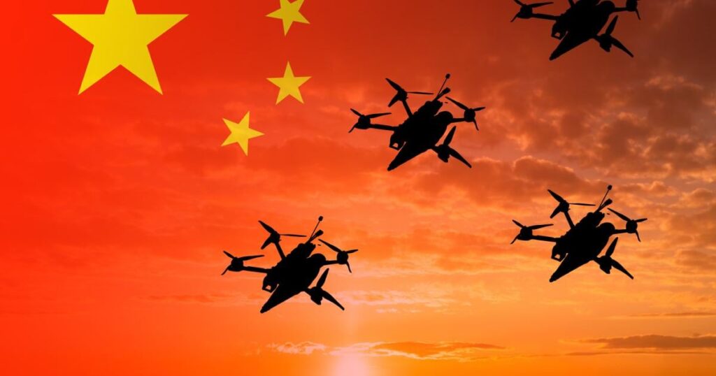 中国製の「安価な軍用ドローン」が幅を利かせる市場にグーグルの元CEOが「本格参戦」【GPSにアクセス不能になった環境下でも運用できる】