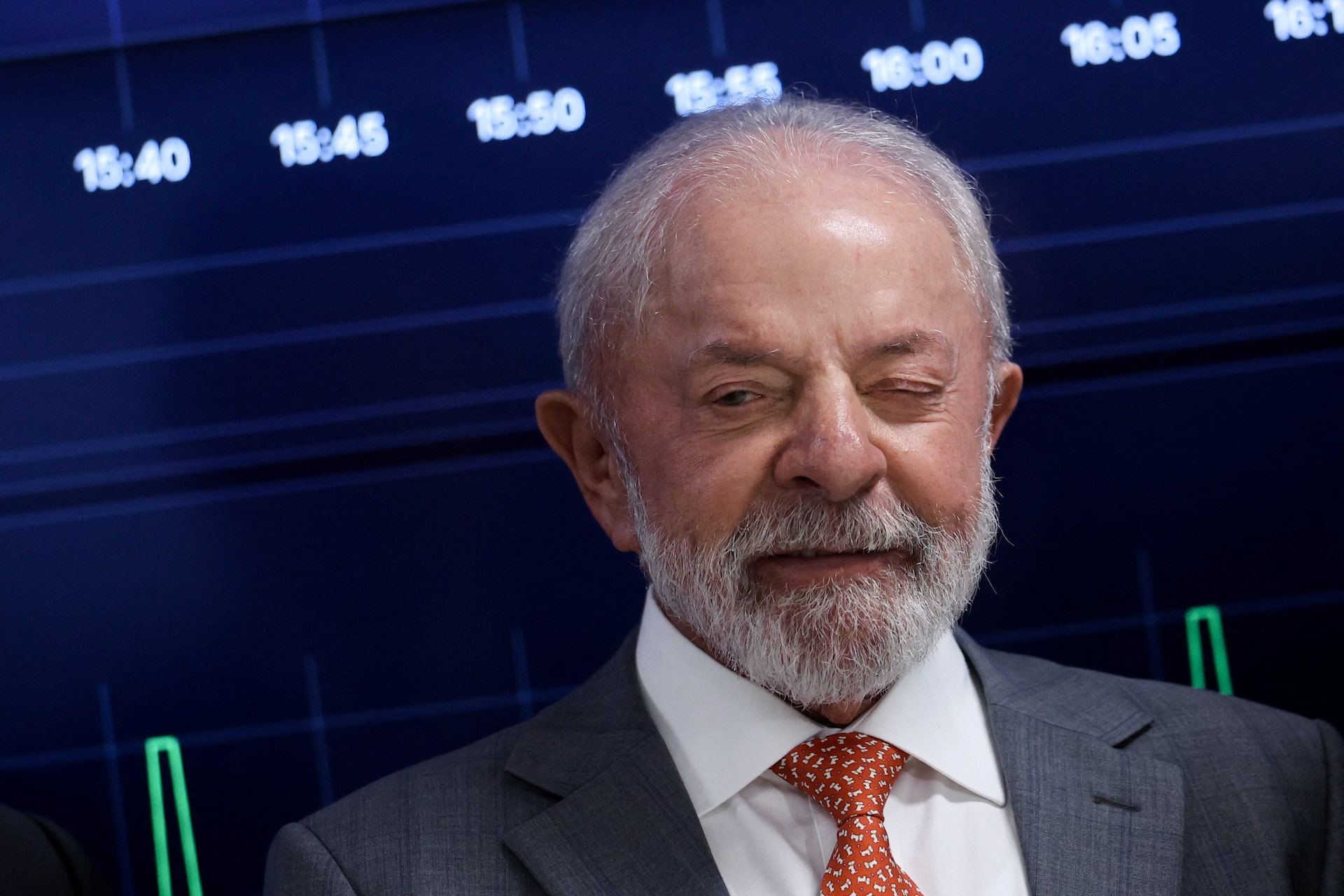 ブラジル大統領選、ルラ氏優位続く　前大統領長男らをリード＝調査