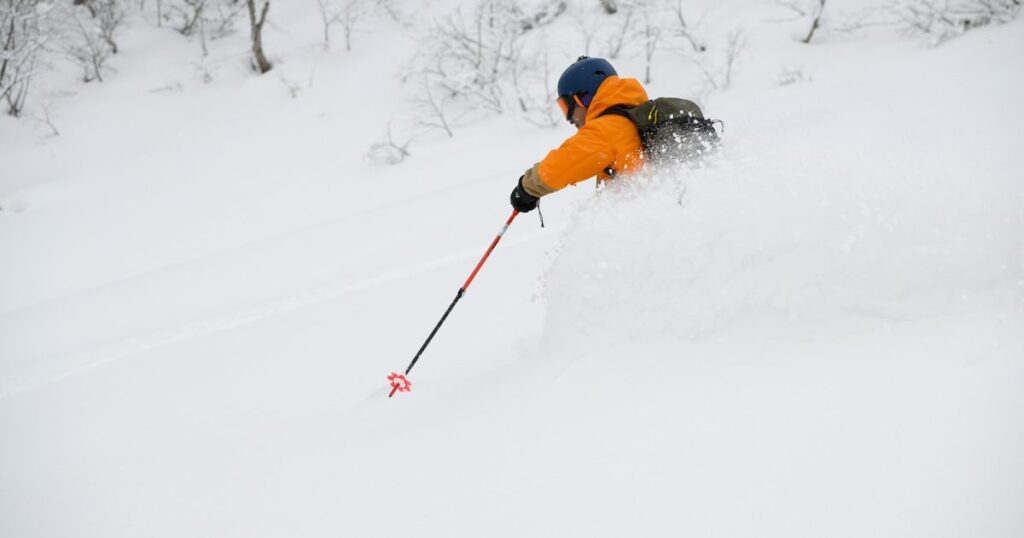 北海道・ニセコのバックカントリー拠点「ARC’TERYX NISEKO HUT」を体験。そこで触れた真の豊かさとは | GOETHE