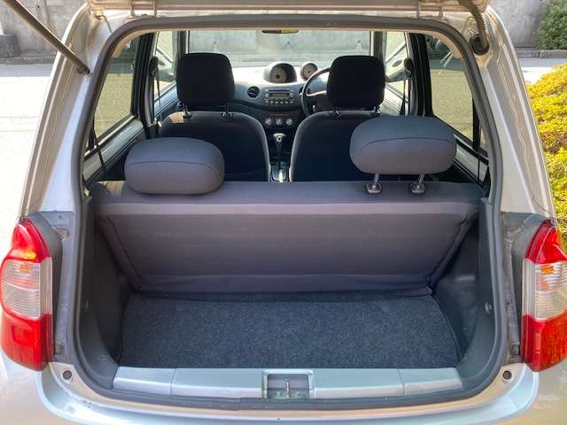 展示場に総在庫車100台以上あります。安い軽自動車が100台以上あるのは見ごたえありですよ(^^)全車室内徹底清掃綺麗ですよ。除菌・消臭・全車保証付。まずは通話料無料ダイアル 0078-6002-871157