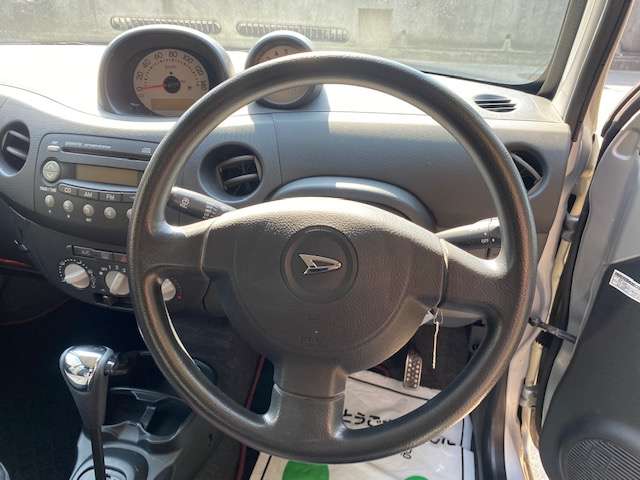 創業27年の老舗です(^^)ご安心ください。27年間の実績と地域最大級の品揃えでお待ちいたしております。来店ください。裏切りません!!価格も品質も!!100台以上の軽自動車を取り揃えてお待ちいたしております