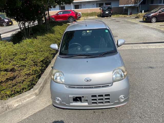 軽自動車購入後 オイル交換2000円税込です 上級グレードのキャッスルオイル SN/CF GF-5 5W-30を20L缶にて購入利用 お客様の笑顔の為に!!普通車1L 800円税込。まずは通話料無料ダイアル 0078-6002-871157