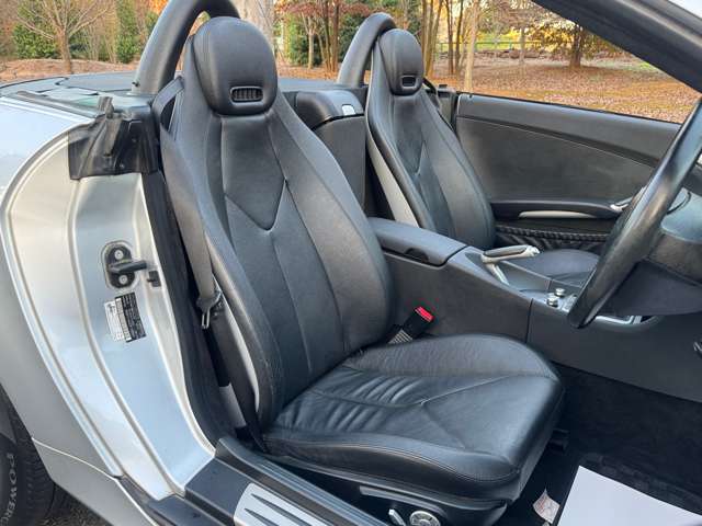 メルセデス・ベンツ SLKクラス SLK200コンプレッサー バリオルーフ修理済み/スーパーチャージャ 埼玉県の詳細画像 その3