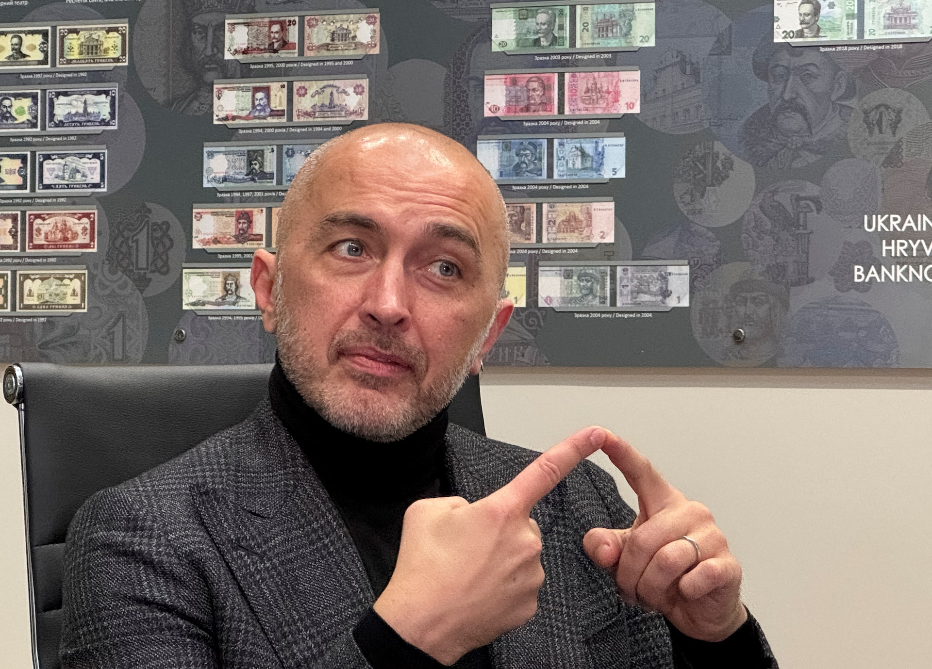 ウクライナ中銀、主要金利15％に引き下げ　インフレ鈍化で