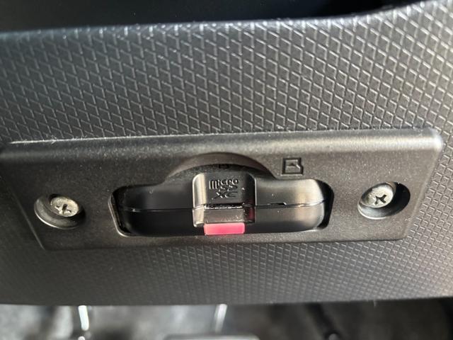 クルマの状態と点数を開示し、図解で表示します。車両検査書はこちらの車両ページで閲覧できます。※一部評価書が未設置の車両がある場合がございます。