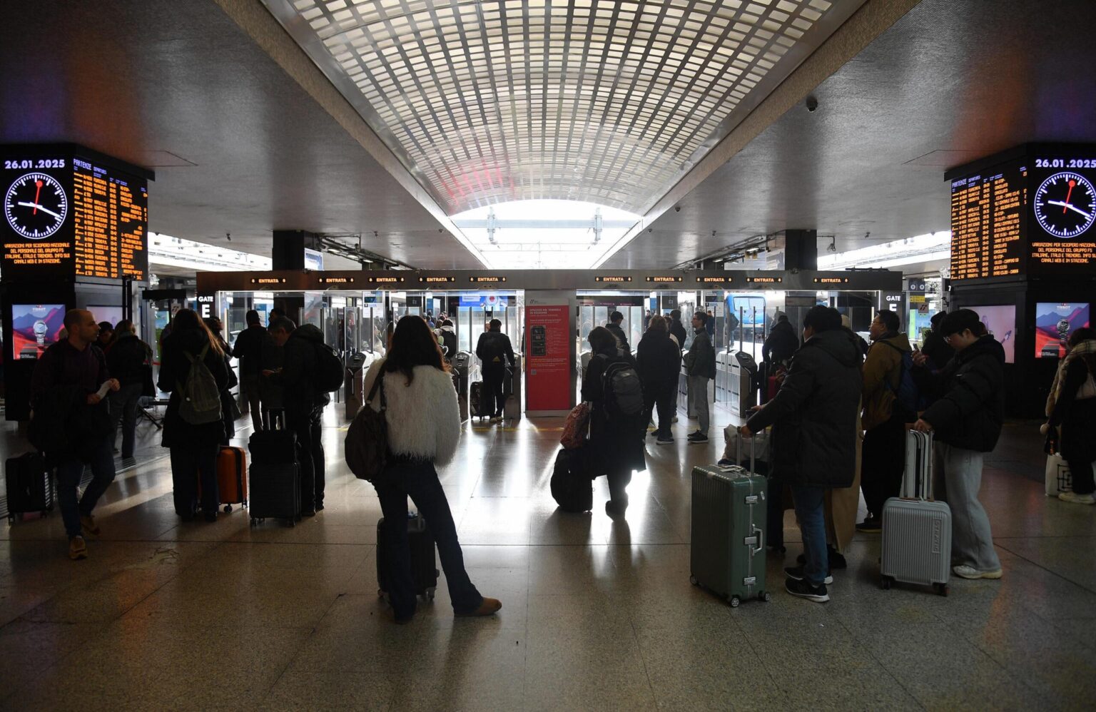 政府は、2024年の欧州選挙と2025年の市民権獲得後、司法を問う国民投票で非居住者の投票を拒否し、政府は非居住者の投票に関するいかなる修正も拒否した