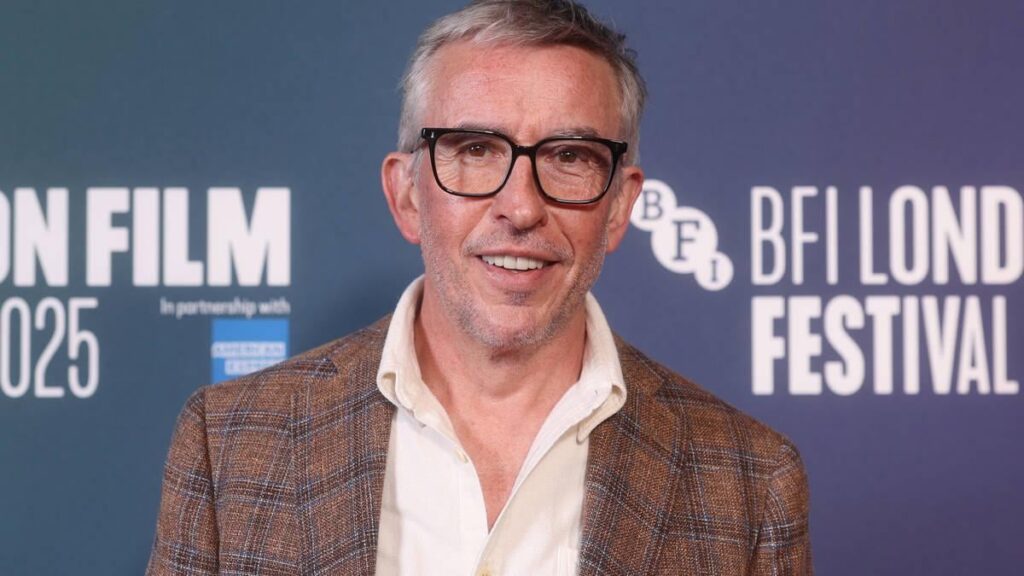 スティーブ・クーガン氏、英国改革を「反人権」と決めつけ「英国国旗に反感を持っている」と語る