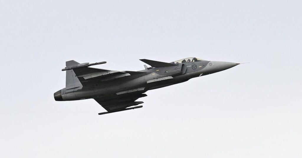 スウェーデン、ヤス・グリペン飛行機をアイスランドに派遣