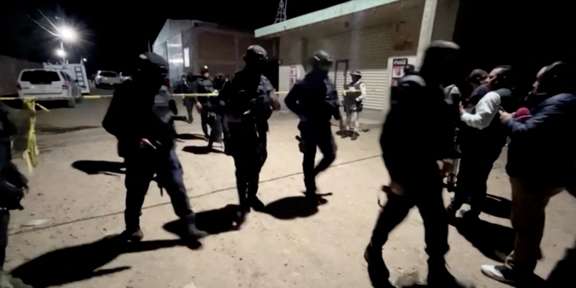 サッカー＝メキシコのサッカー場で武装集団が銃撃、11人死亡