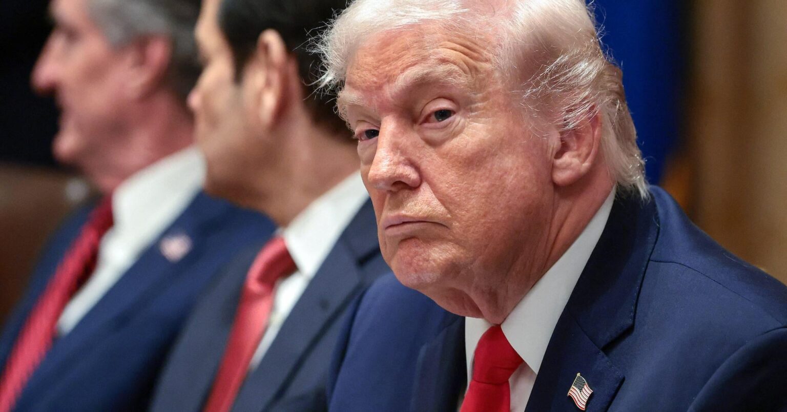 ニュージーランド、平和委員会への参加要請を拒否