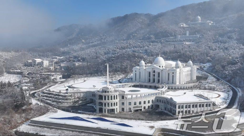 統一教会、韓国国会議員11人に違法献金か…報告書に政治家の名前（KOREA WAVE） - Yahoo!ニュース