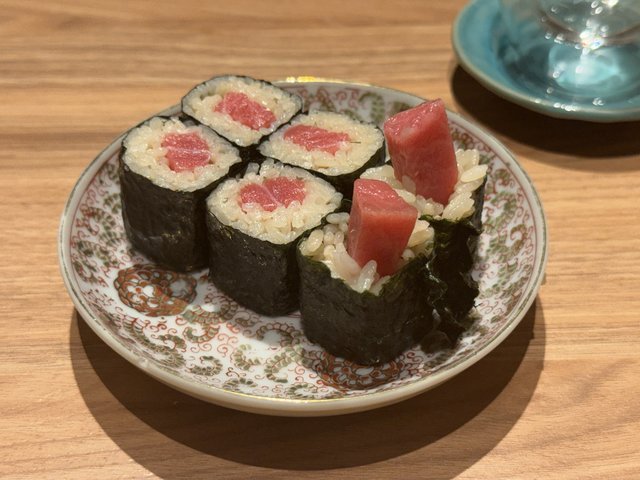 【京都新店】寿司と日本酒を気軽に　宴会にもおすすめ！「鮨酒場 スシトフジ 三条」