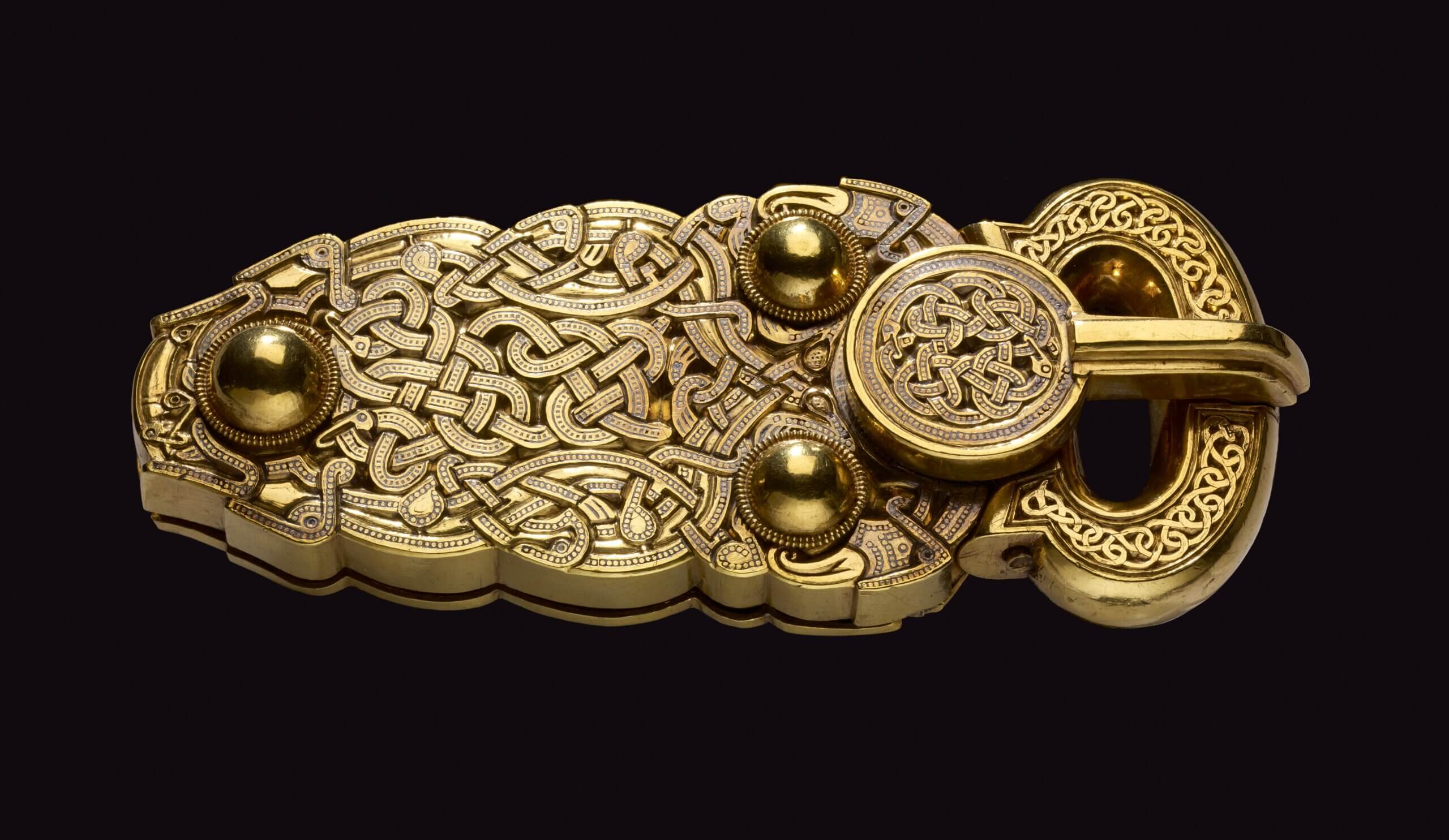 Gold belt-buckle © The Trustees of the British Museum
