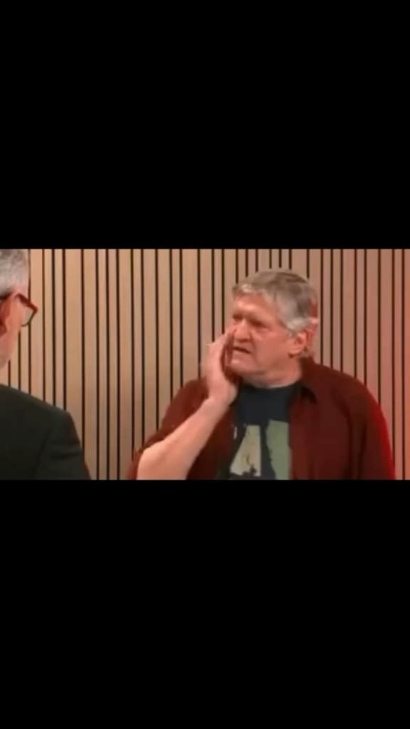 選挙前の緊急事態宣言。