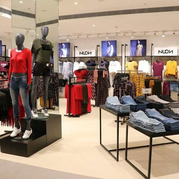 インドのファッション小売チェーン、競争激化で時価総額が200億ドル減少 - FashionNetwork 日本