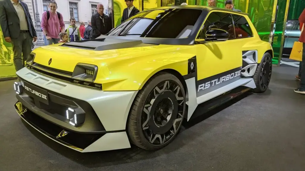 ルノー2026年スペイン市場投入計画：新型電気自動車モデルと限定スポーツ車