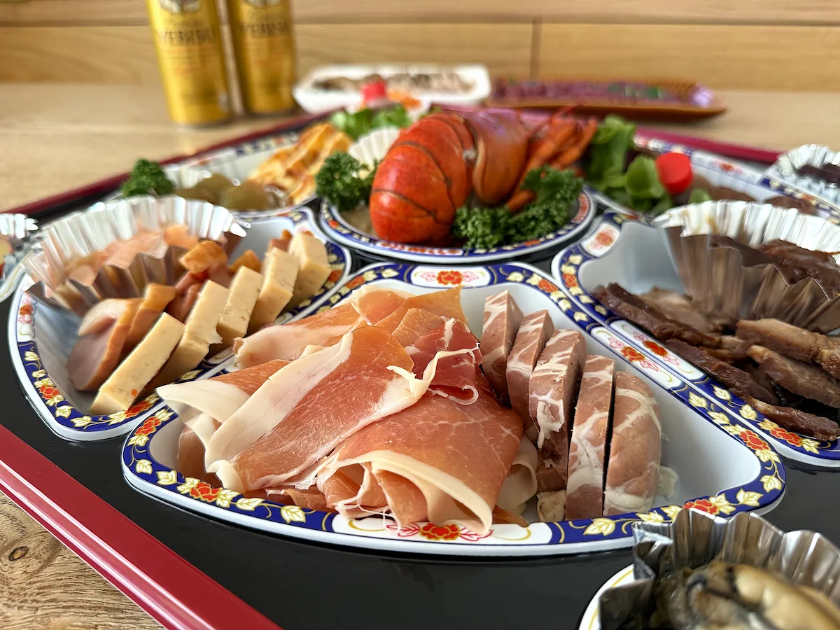 「Bull House（ブルハウス）」の新年オードブル（華栄 22,000円）⑧