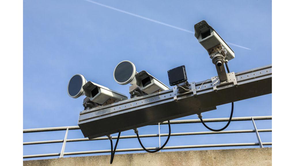 税金偽装で多額の交通罰金、不正使用に対する保証が必要