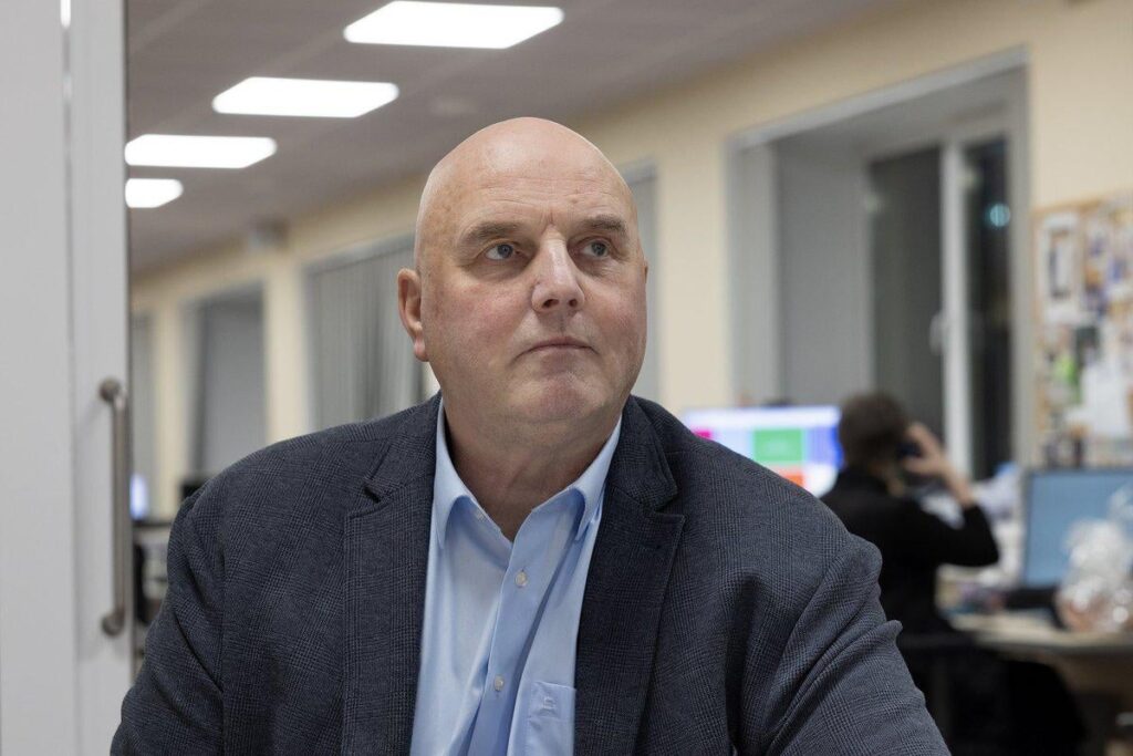 Hendrik Agur は Ida-Viru の愚かさに対して宣戦布告しました。 「何が起こっているのか理解できないまま、半年も学校に通っていました！」