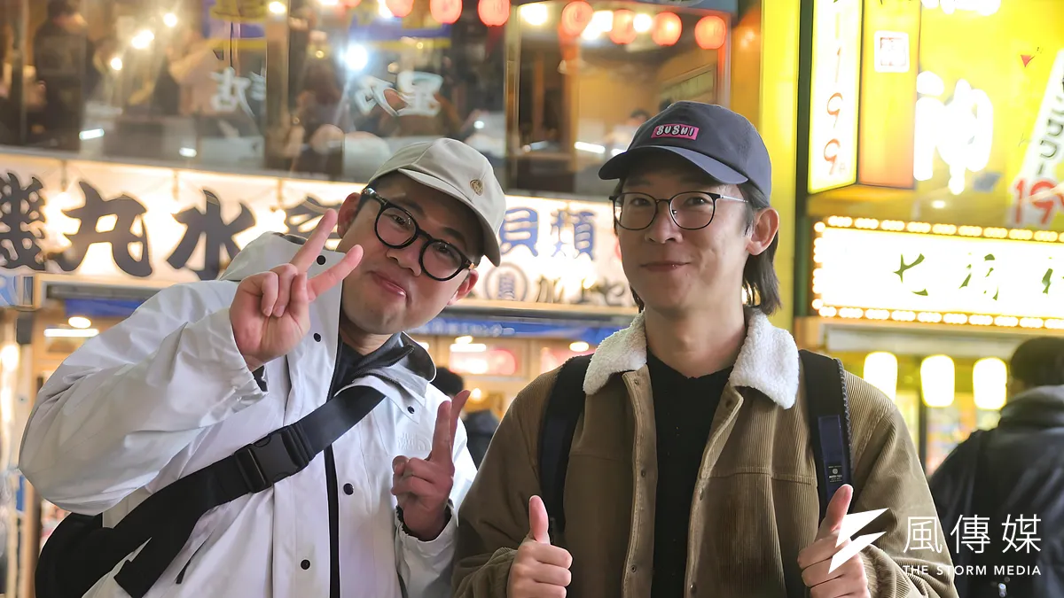 「東京走著瞧」が住みたい街No.1の吉祥寺で不動産調査を行い、利便性の高いリノベマンションと広々としたリビングを持つ旗竿地の新築戸建ての魅力を比較紹介した。(写真/黃信維撮影)