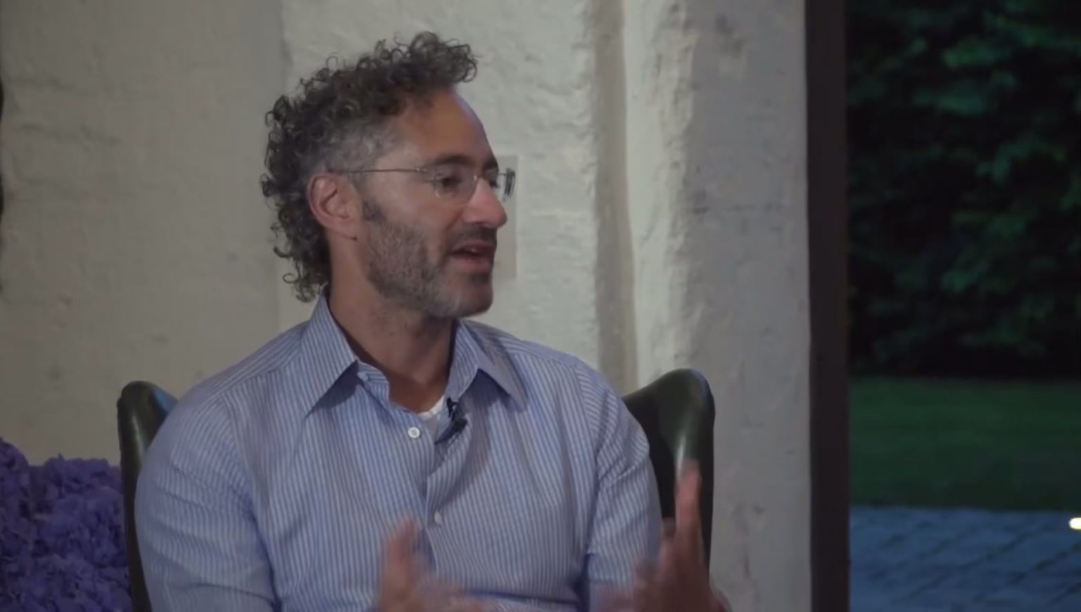 Palantir CEO、Alex Karp 氏: 「デンマーク、国全体が Palantir を使用しています。」