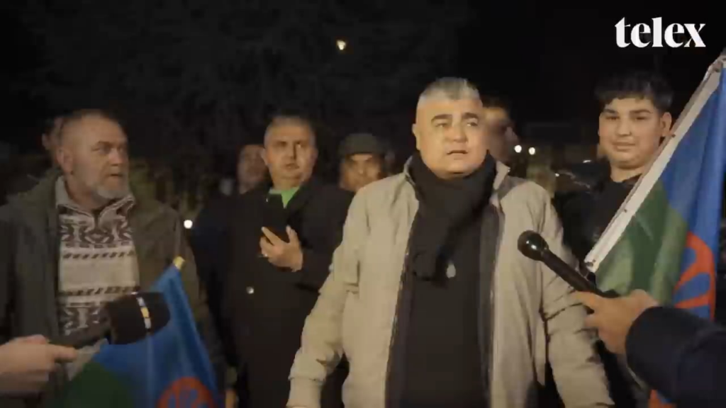 さて、子供たち、オルバン家は死んだのです。私たちの同胞を血が流れるほど辱めたトバリシ、ヤノ・ラザール、そしてフィデス全員が眠ったのはもう十分だ。