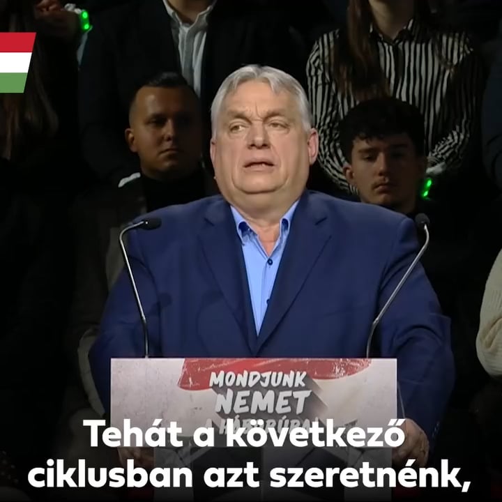 ハンガリー政府の Facebook ページに投稿されたビデオでは、若い女性がオルバンの嘘を笑っています (0:08)