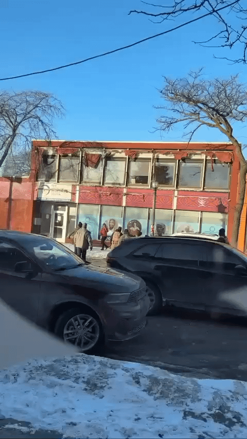 ICE、ミネアポリスの路上でまた一人を処刑