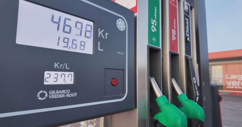 大型車は安くなりますが小型車は高くなります