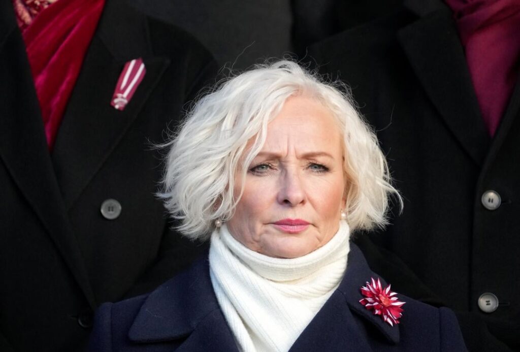 サエイマ議長はトランプ氏に平和賞を授与するよう呼びかける。なんと、