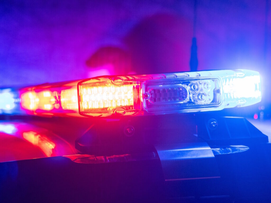 Perplexity、米国で警察など公共安全機関にAI導入--効率化の裏で専門家が危惧する理由 - ZDNET Japan