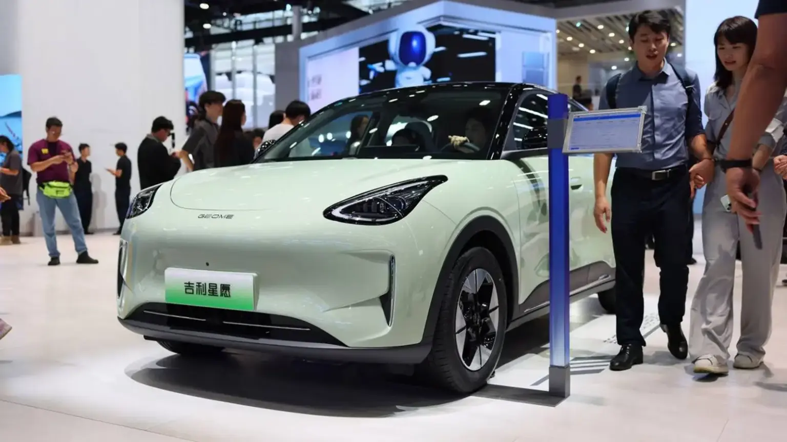 ジーリー、スペイン市場に自社ブランドで参入、電気自動車EX5など投入へ