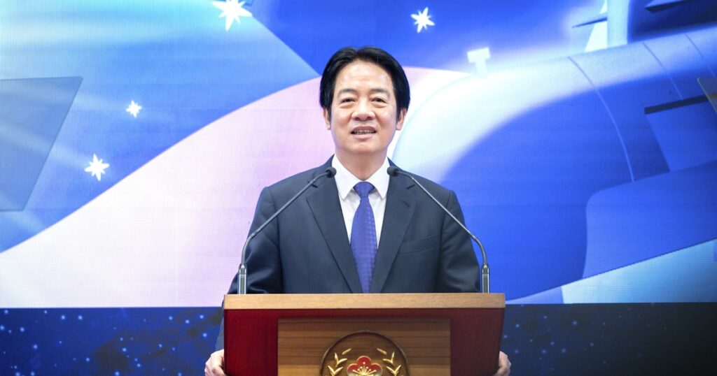 台湾・頼清徳氏「最悪を想定し準備を」 中国の軍事的圧力に - 日本経済新聞