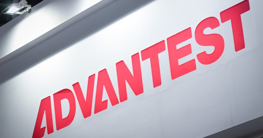 アドバンテストの株価急伸 今期純利益3度目の上方修正、時価総額20兆円台 - 日本経済新聞