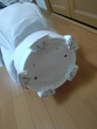 奥側バッグの底面