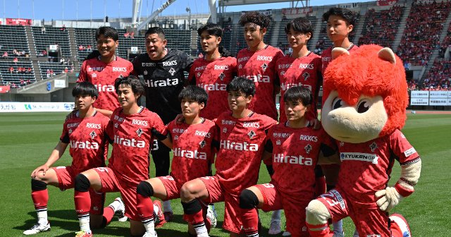 J2最終節の悲劇…何が明暗を分けたのか?「試合前に悲壮感はなかった」J3降格ロアッソ熊本の“誤算”…選手の要望「ハーフタイムに富山の経過を教えて」 – Jリーグ – Number Web J2最終節の悲劇…何が明暗を分けたのか?「試合前に悲壮感はなかった」J3降格ロアッソ熊本の“誤算”…選手の要望「ハーフタイムに富山の経過を教えて」 - Jリーグ - Number Web