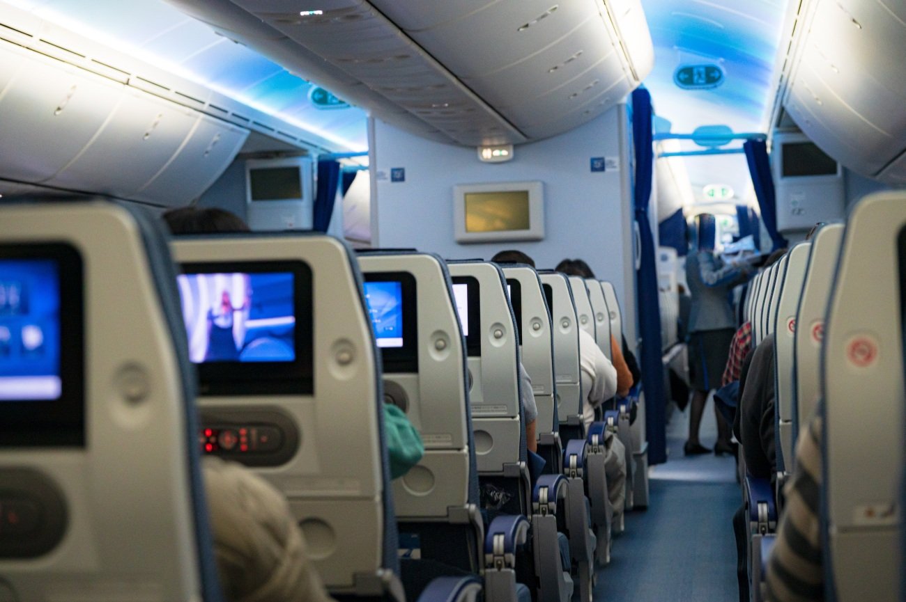 ビジネスクラスで子どもが大はしゃぎ…外国人の“マナー無視”を本当に許していいのか