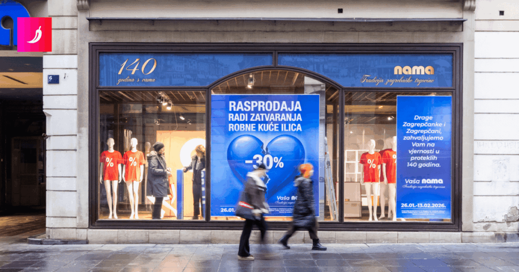 Nama in Ilica が閉店、今朝セールのポスターが貼られました