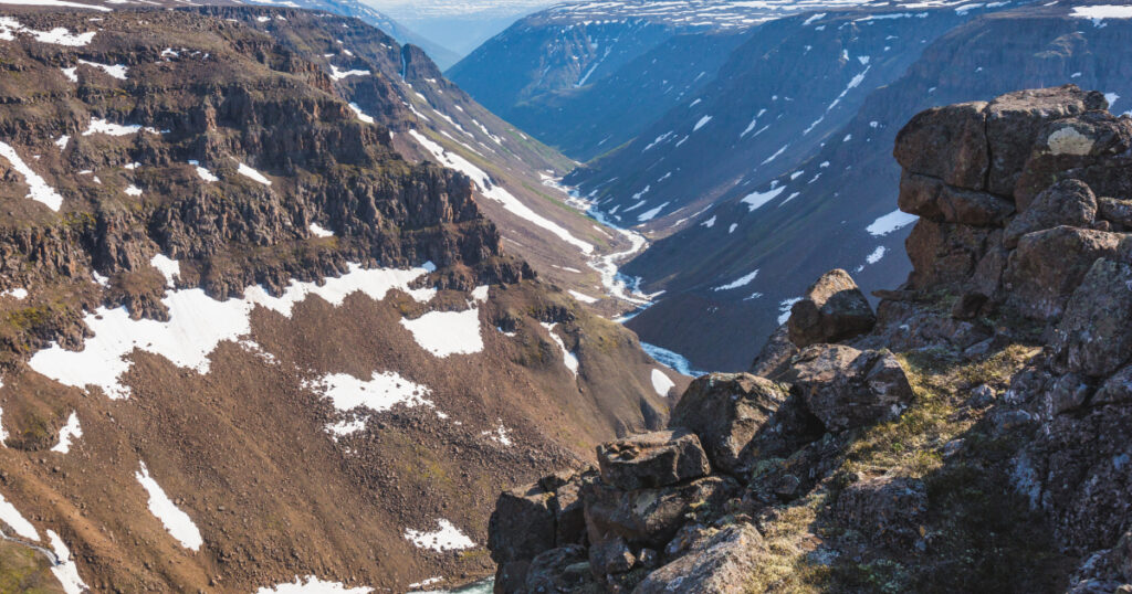 超大規模絶滅を引き起こした超巨大火山の正体…そして、発生した「膨大な量の火山ガス」が引き起こした「寒冷」と、その後に起きる「真逆の現象」（佐野 貴司） | ブルーバックス | 講談社