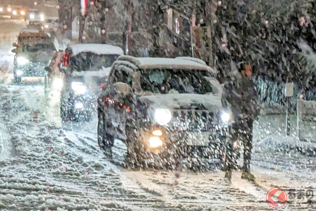 国交省が警告「慢心しないで！」 大雪のなか「夏タイヤで走れるでしょ」油断するドライバーに注意を訴え 各地で「夏タイヤ車スタック」続出で異例の注意喚起 滋賀