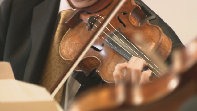 新春華やぐミニコンサート オーケストラ・アンサンブル金沢が石川県庁でクラシックの名曲披露