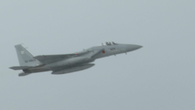 石川・小松基地で飛行初め F15・F35A戦闘機が2026年最初の訓練へ