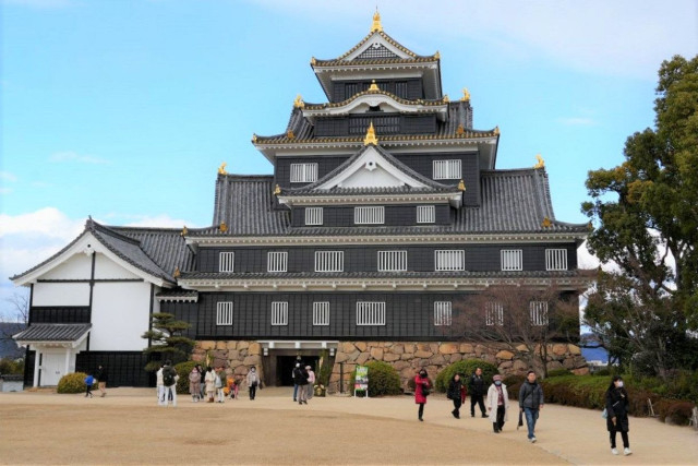 なるか過去最多更新 岡山城天守入場者数　２０２５年度 インバウンド、コラボ企画が奏功
