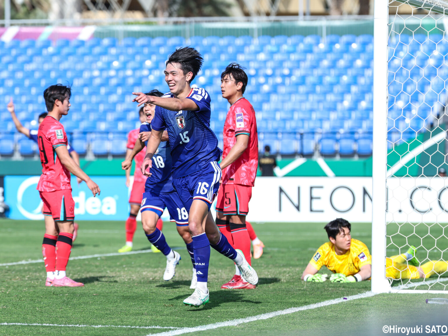 大岩Jがアジア2連覇に王手! U-21日本代表が日韓戦を制す! 小泉佳絃がセットプレーから決勝弾 – gekisaka.jp 大岩Jがアジア2連覇に王手! U-21日本代表が日韓戦を制す! 小泉佳絃がセットプレーから決勝弾 - gekisaka.jp